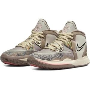 Kids Kyrie Infinity 8 Basketball Shoes - size 3Y